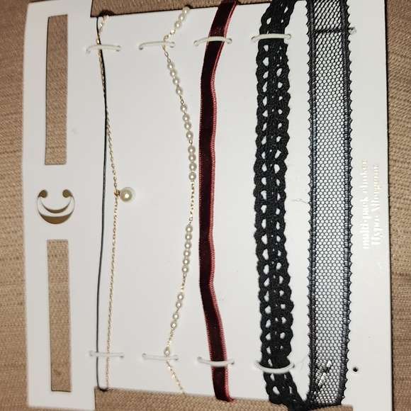 Charming Charlie's 5 piece Choker Set, NWT - Picture 2 of 7